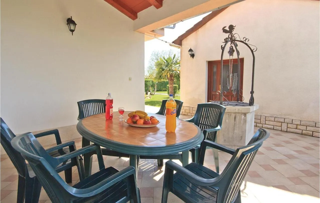 Lovely Home In Hrboki With Kitchen 0*,  Kroatien