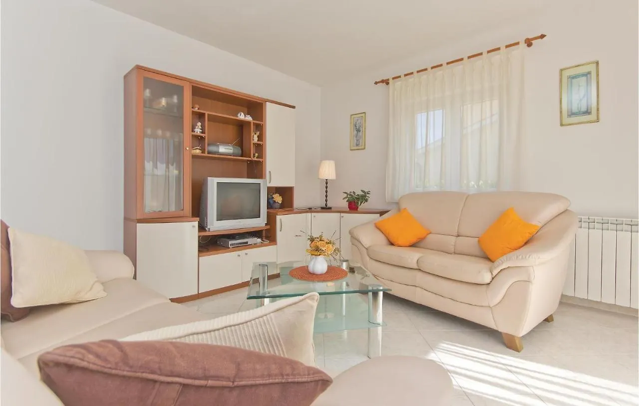 Ferienhaus Lovely Home In Hrboki With Kitchen Kroatien